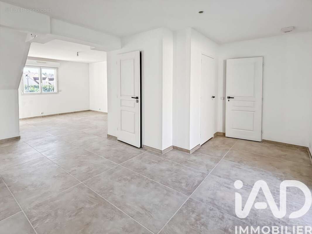 Photo 2 - Maison à MAROLLES-EN-BRIE