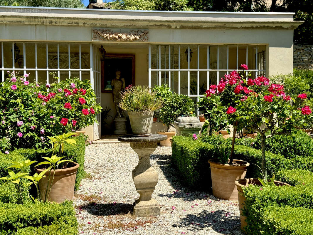 Maison à NIMES