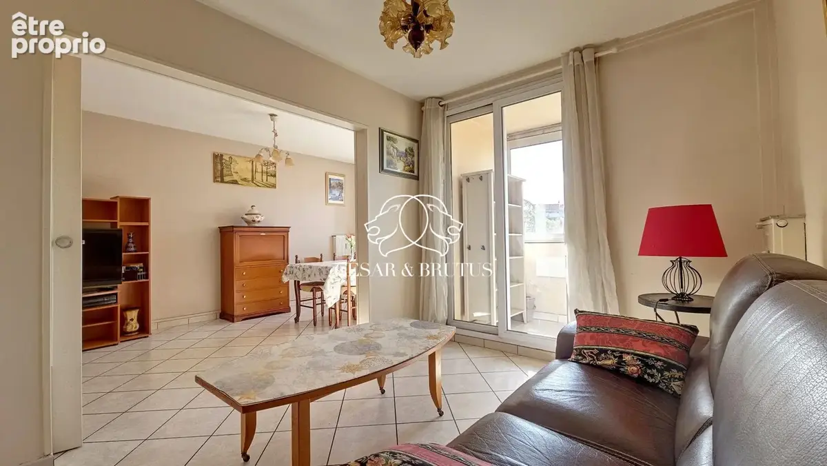 Appartement 4 pièces 87 m² à vendre à Vaulx-En-Velin (69120) - photo 3