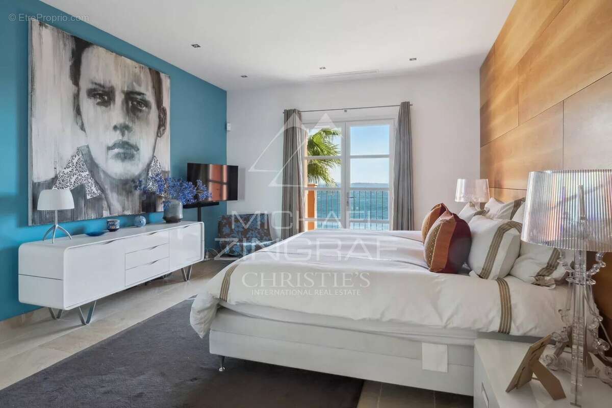 Maison à THEOULE-SUR-MER