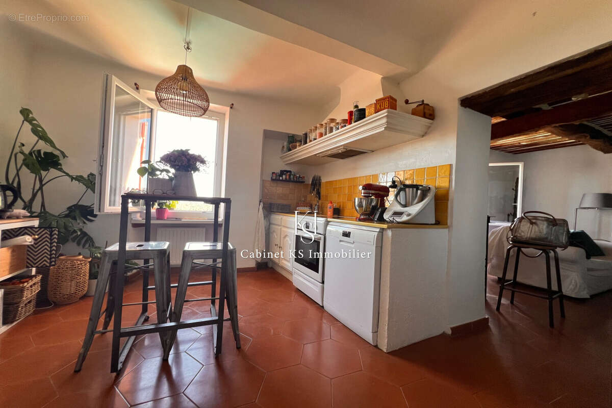 Maison 6 pièces 126 m² à vendre à Seillons-Source-D'argens (83470) - photo 5