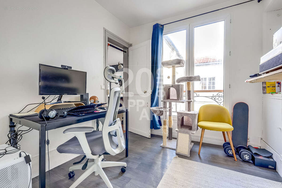 Appartement à PARIS-20E
