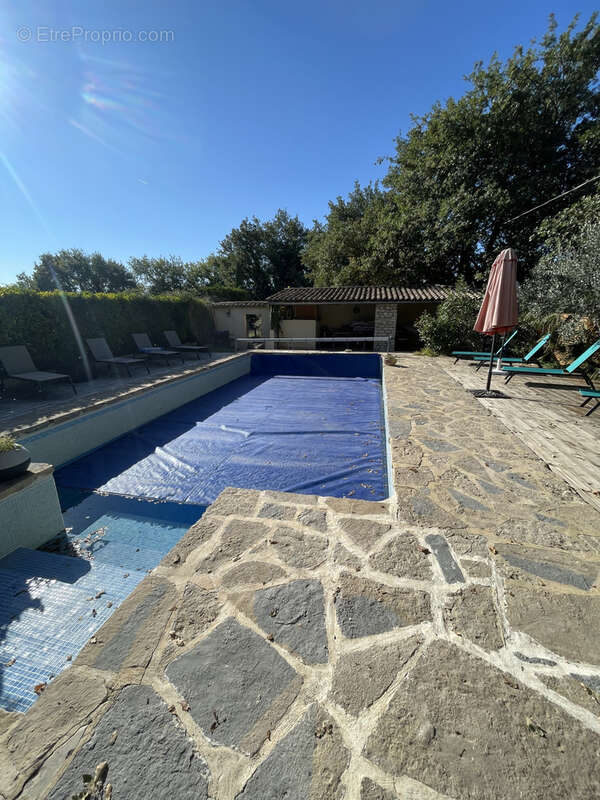 Maison à VAISON-LA-ROMAINE