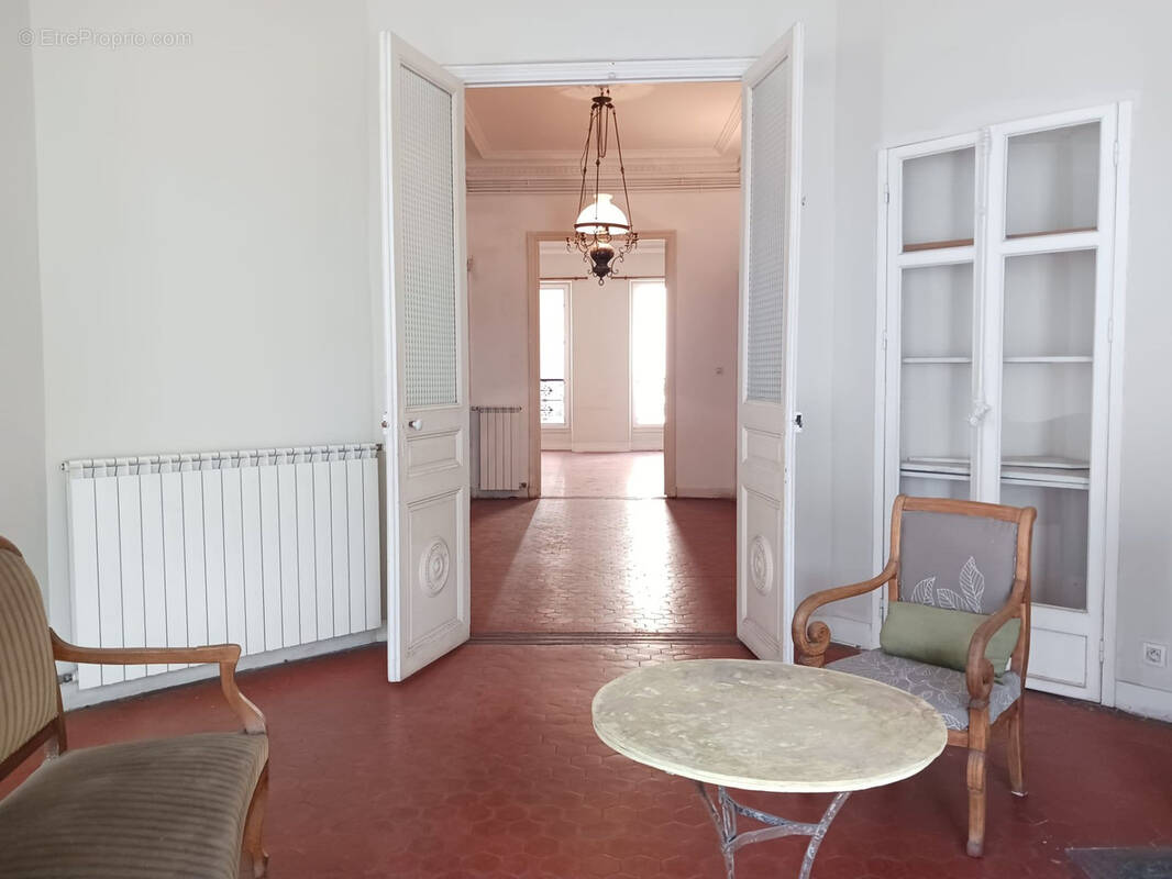 Appartement à MARSEILLE-6E