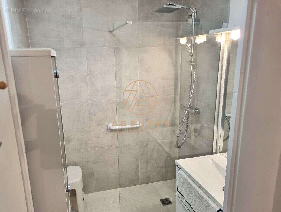 Appartement à LE PLESSIS-TREVISE