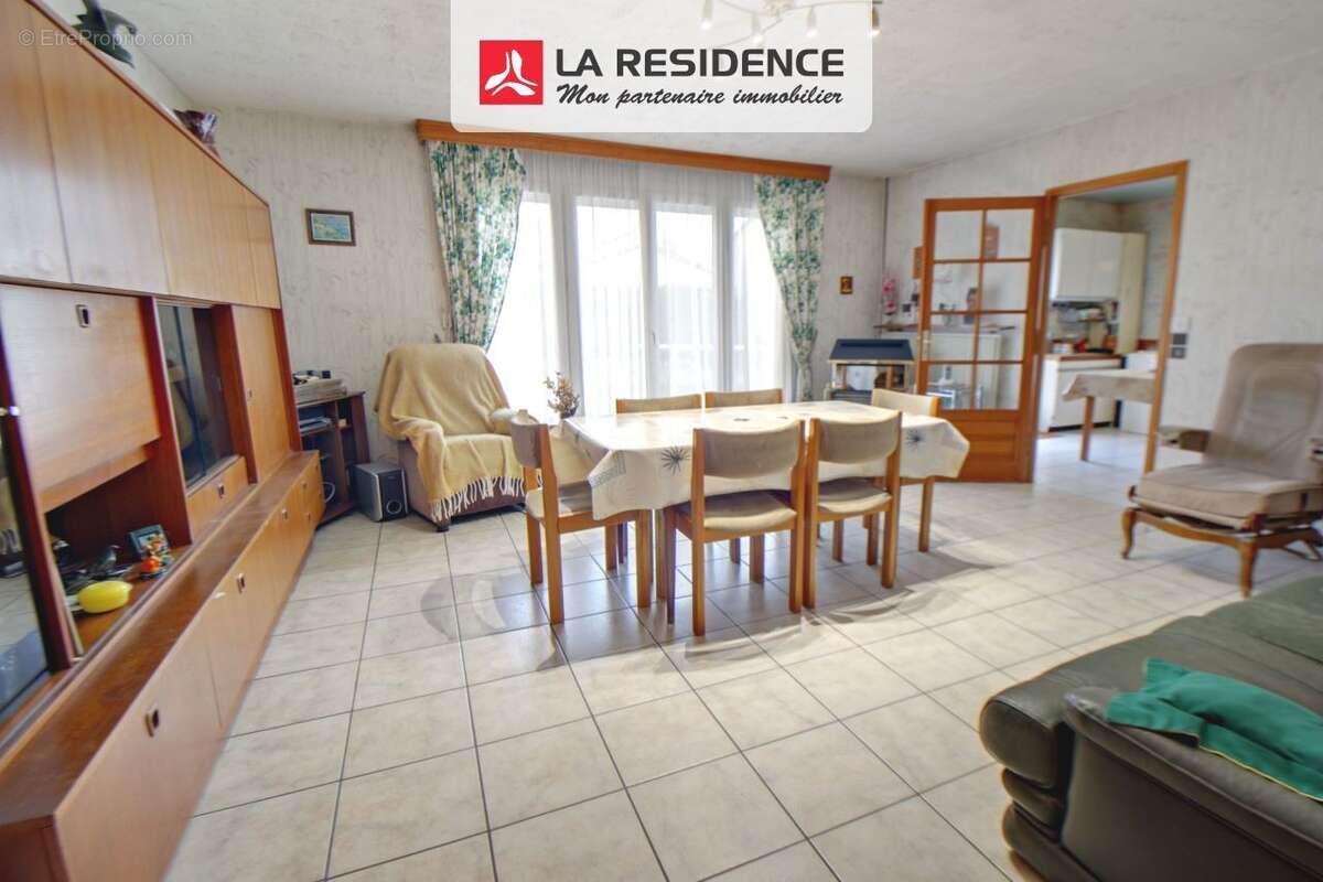 Maison à MAGNANVILLE