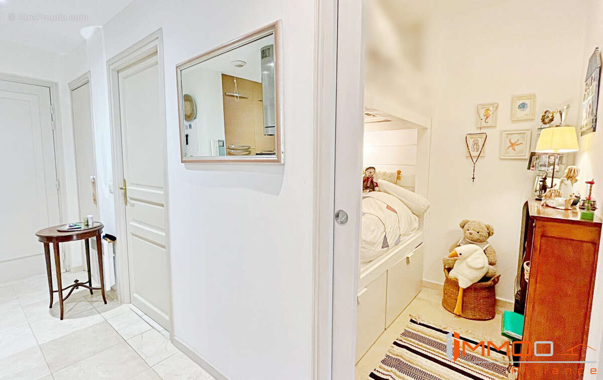 Appartement à THEOULE-SUR-MER