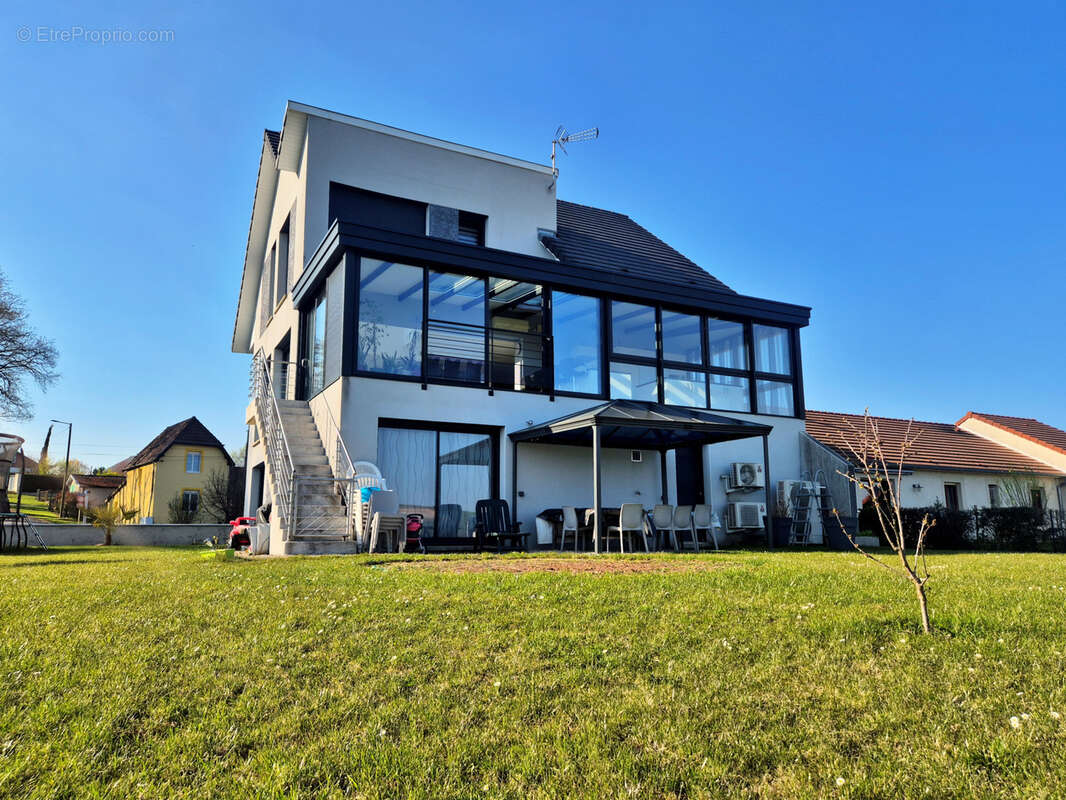 Maison à VAUCOULEURS