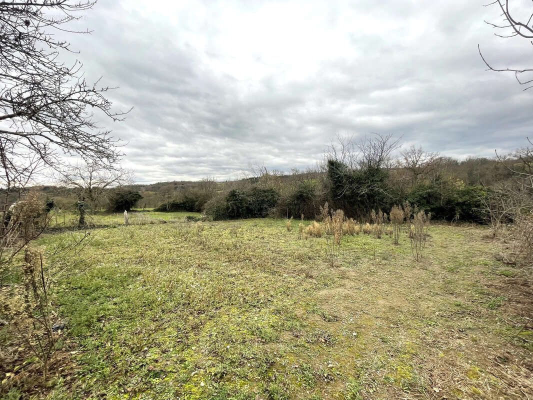 Maison à BUSSY-ALBIEUX