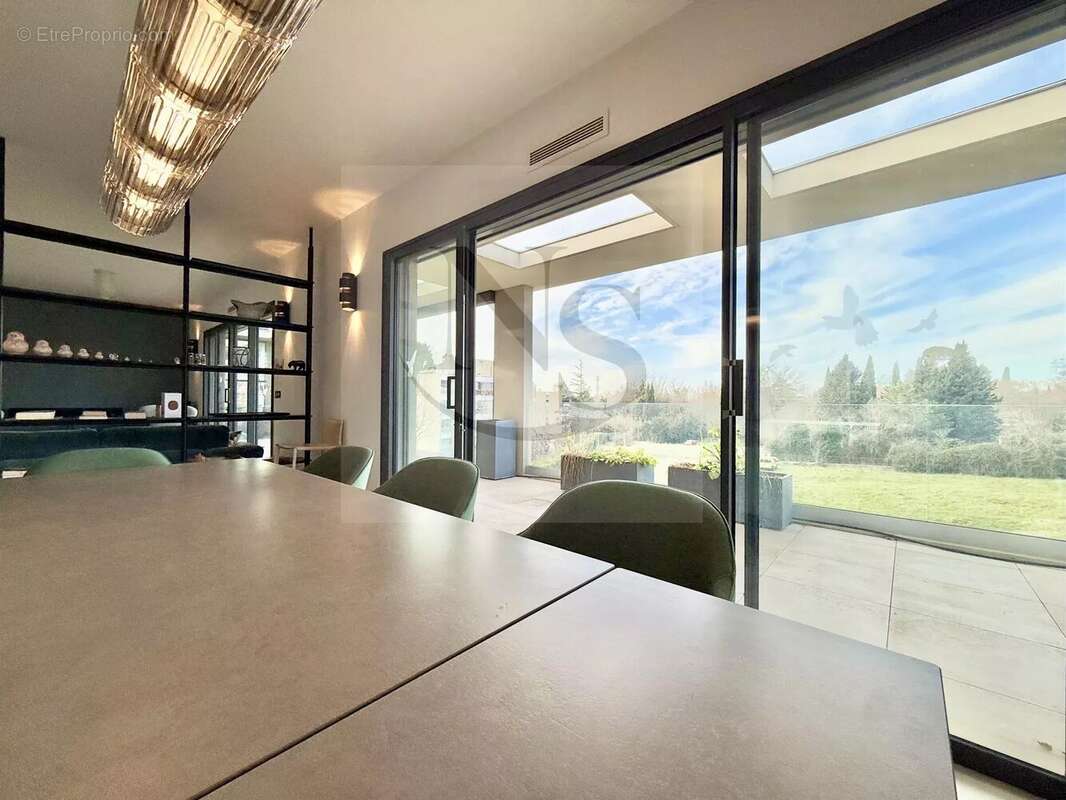 Appartement à AIX-EN-PROVENCE