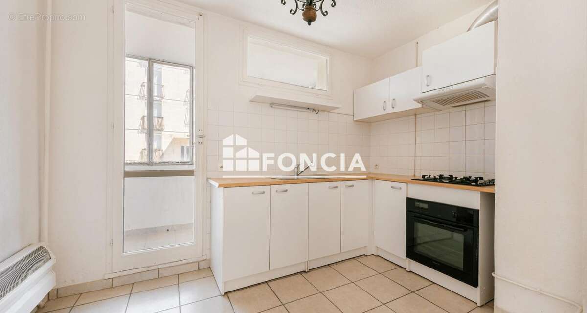 Appartement à SALON-DE-PROVENCE