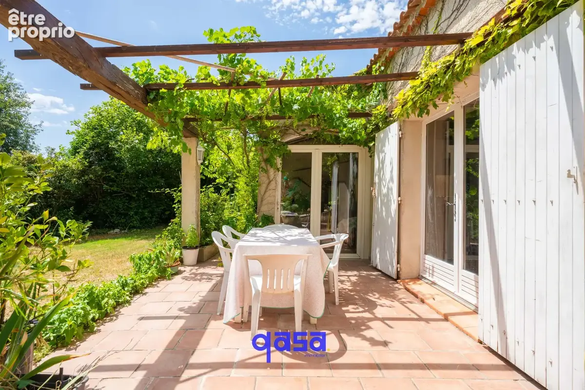 Villa plain-pied T5 sur une parcelle de 1000m2 / Les Camoins - photo 5