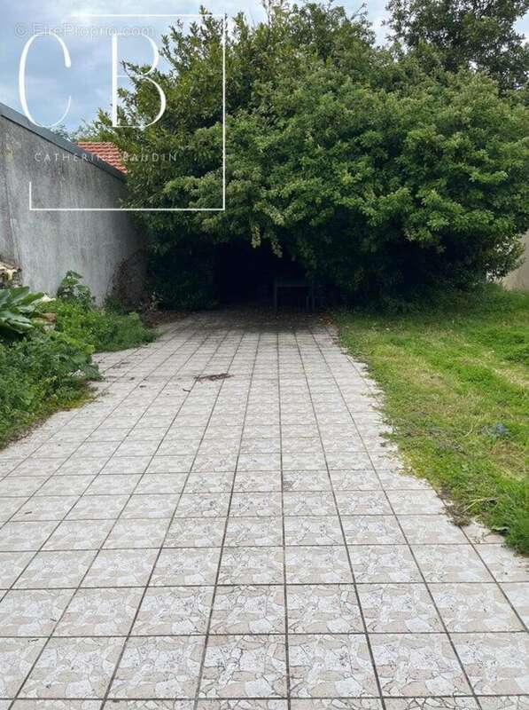 Photo 3 - Terrain à LA ROCHELLE