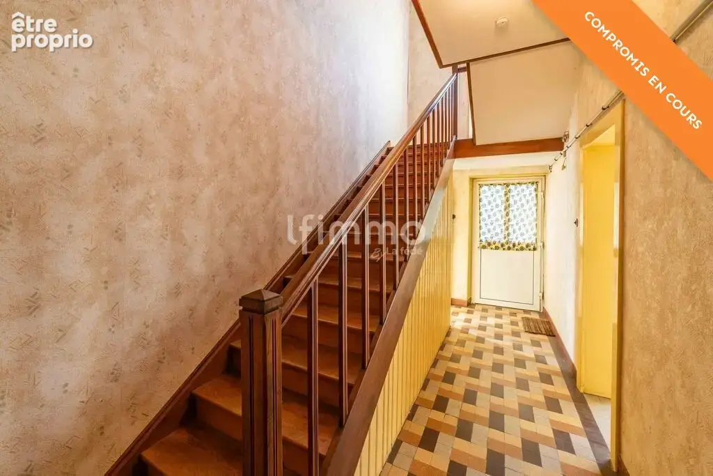 Sous Compromis : Bâtisse Historique, à vendre dans le Saulnois - photo 8