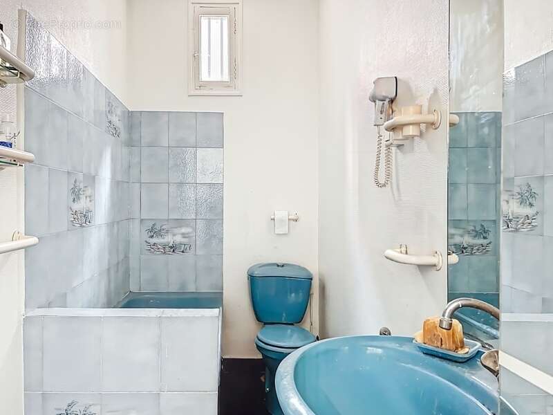 Appartement à LA GARENNE-COLOMBES
