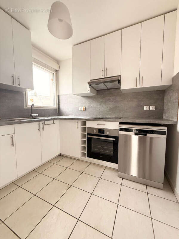 Appartement à PARIS-20E