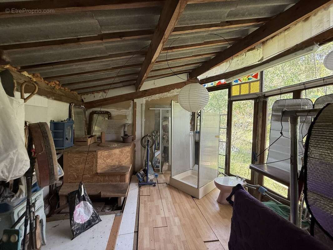 Terrain à SAINT-THIBERY