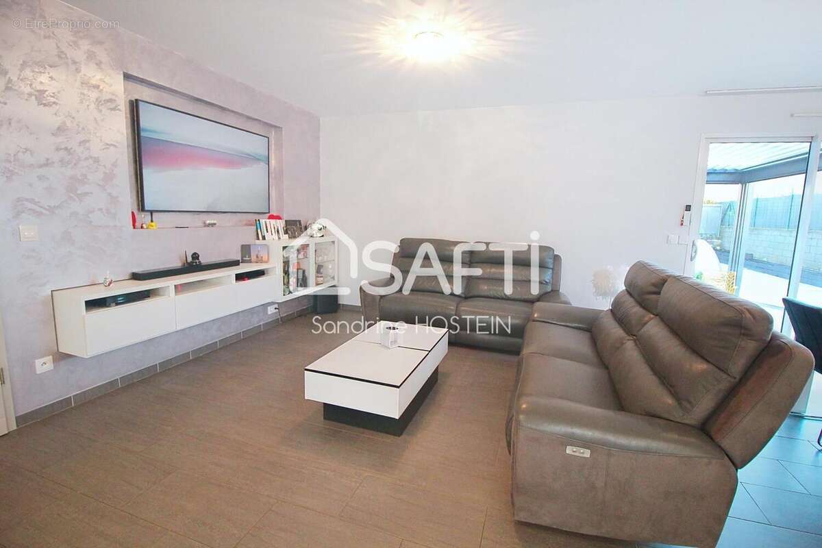 Photo 4 - Maison à HUSSIGNY-GODBRANGE