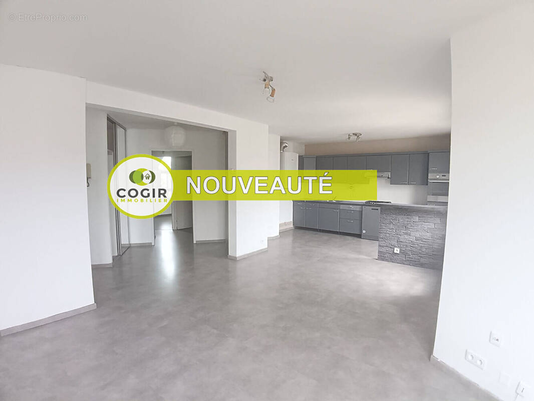 Appartement à LE RHEU