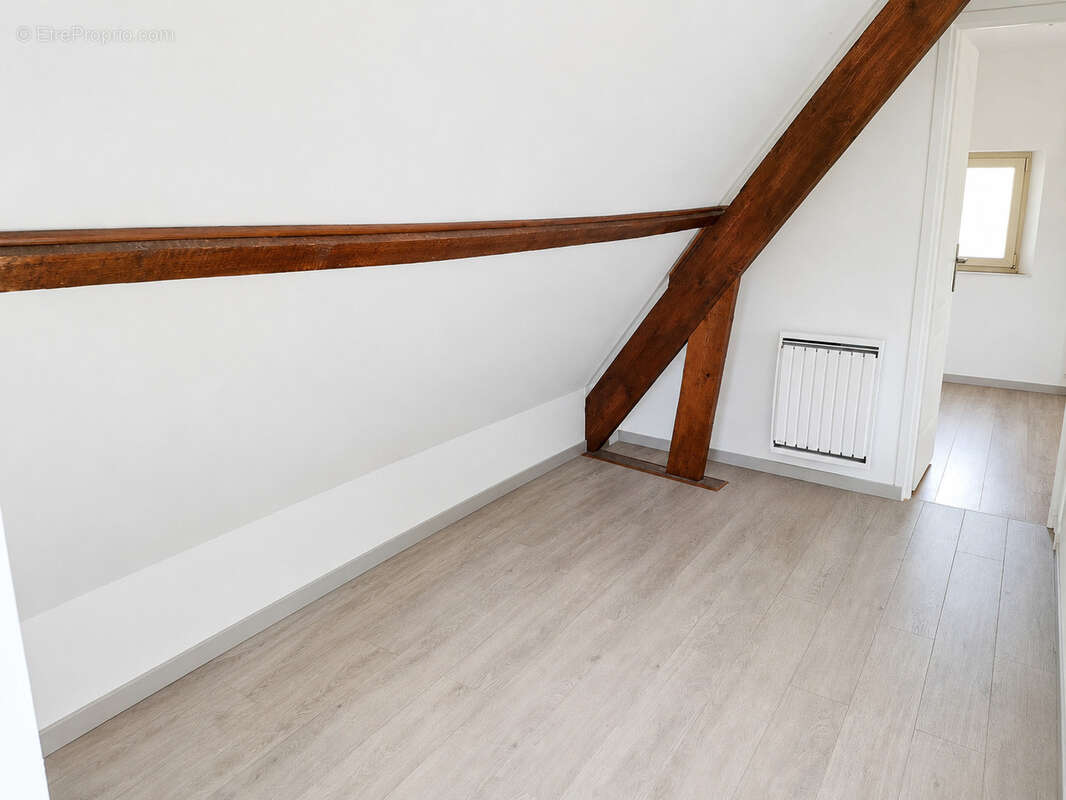 Maison à ESCHES