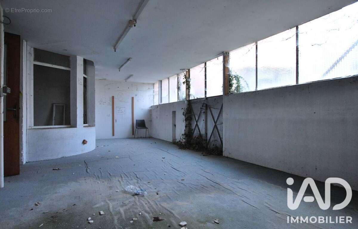 Commerce 561 m² à Ouzouer-Sur-Trezee  - photo 7