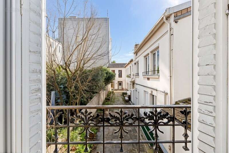 Appartement à MONTROUGE
