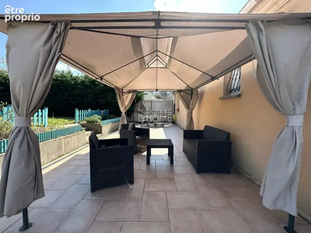 Pavillon de plain-pied 4 chambres – Terrain clos de 700 m² - photo 2