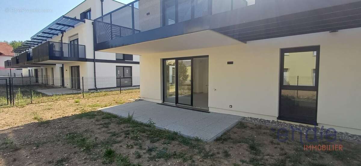 PROCHE BLOTZHEIM  F3 Rez-de-jardin  Terrasse 13 m²  Jardin 110 m²  269 000  FAI. - photo 11