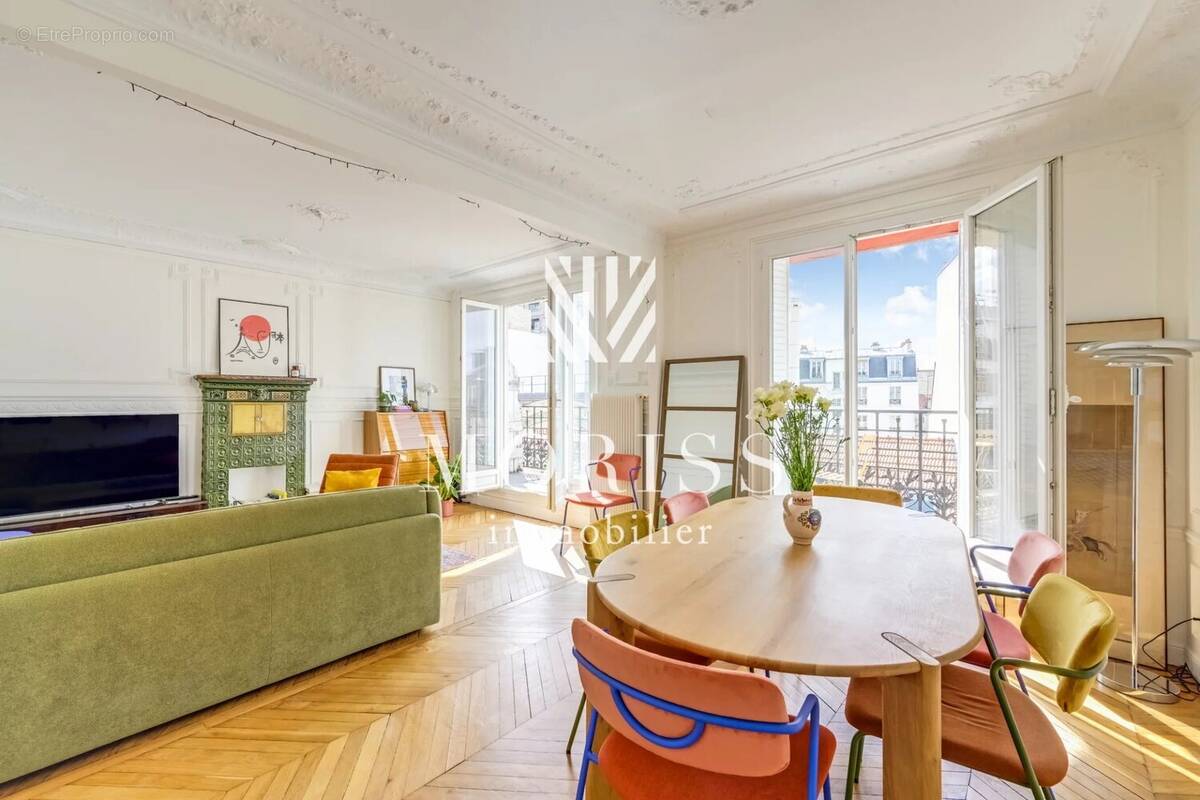 Appartement à PARIS-11E