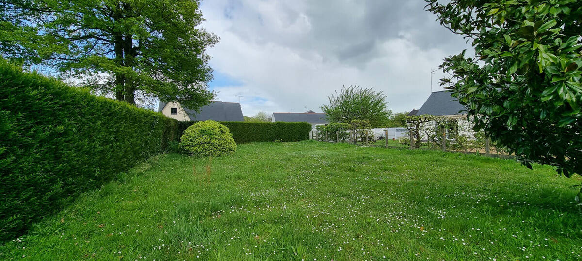 Terrain à CHAMPIGNE