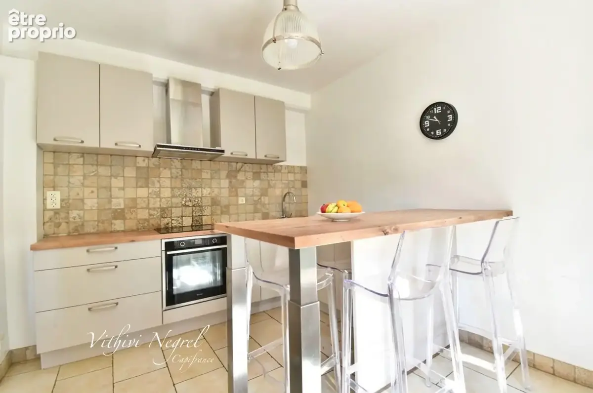 Propriété à vendre 8 pièces et annexe  MOURIES (13) - photo 7