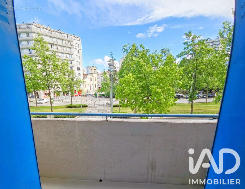 Appartement 42 m² à Grenoble  - photo 2