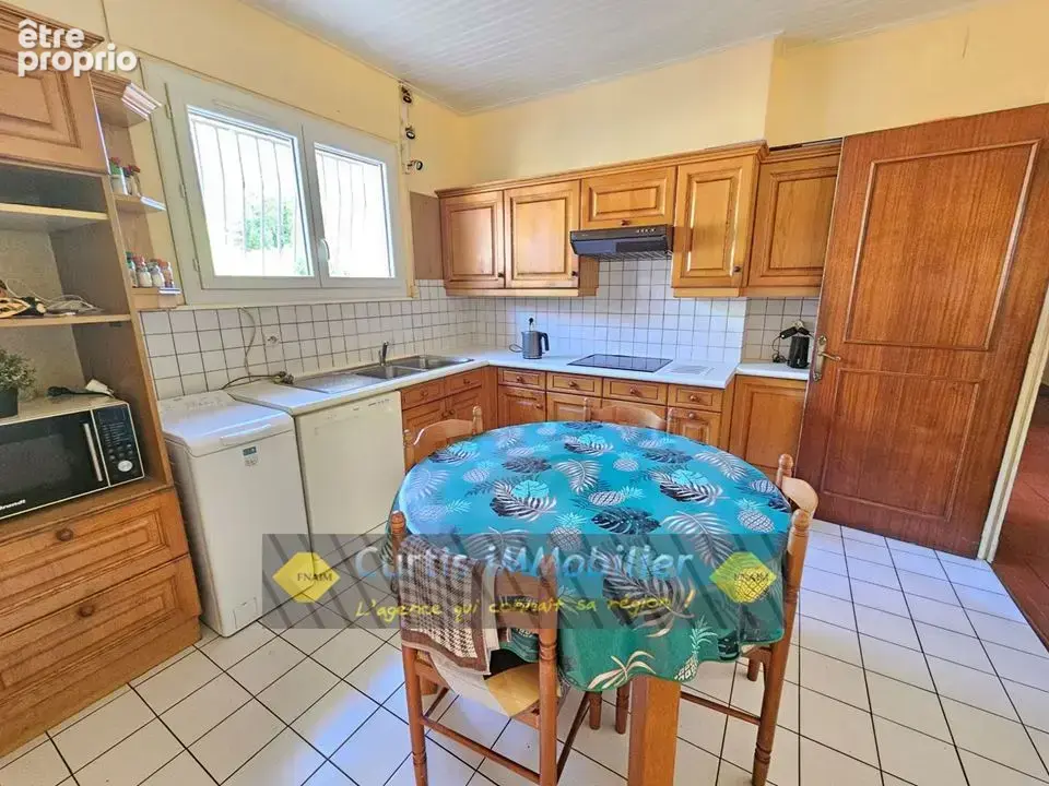 Maison 193 m² à Saint-Just-Malmont  - photo 4