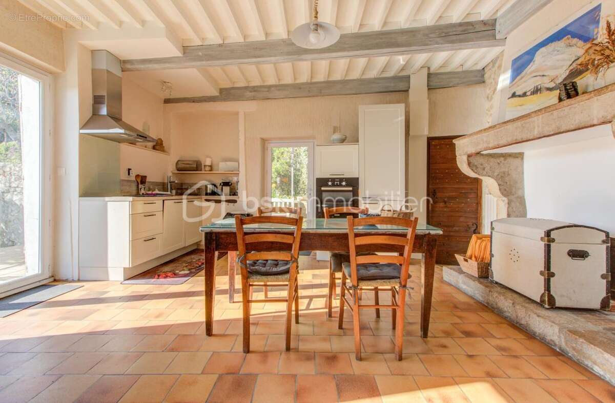 Maison à SAVASSE