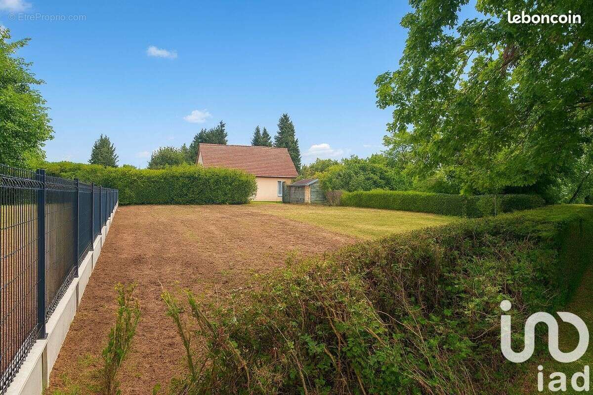 Terrain à NANGIS