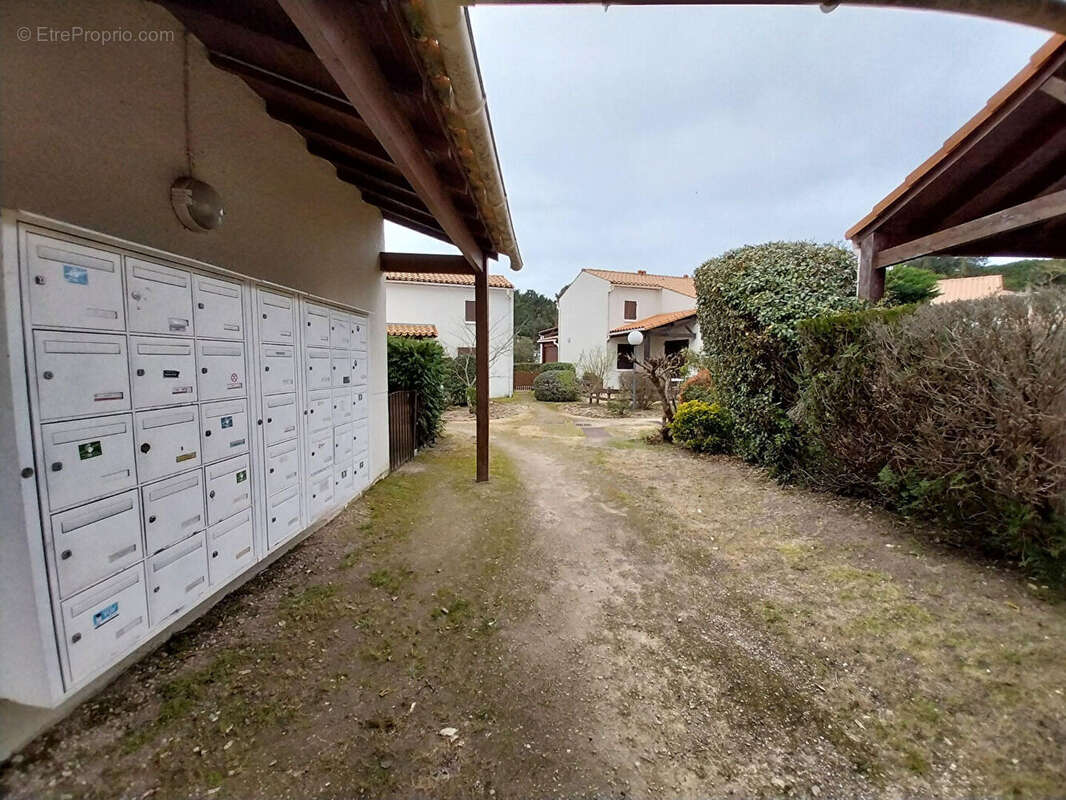 Maison à SAINT-GEORGES-DE-DIDONNE