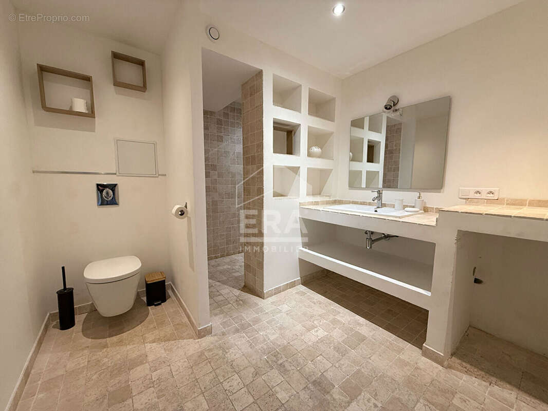 Appartement à VENCE