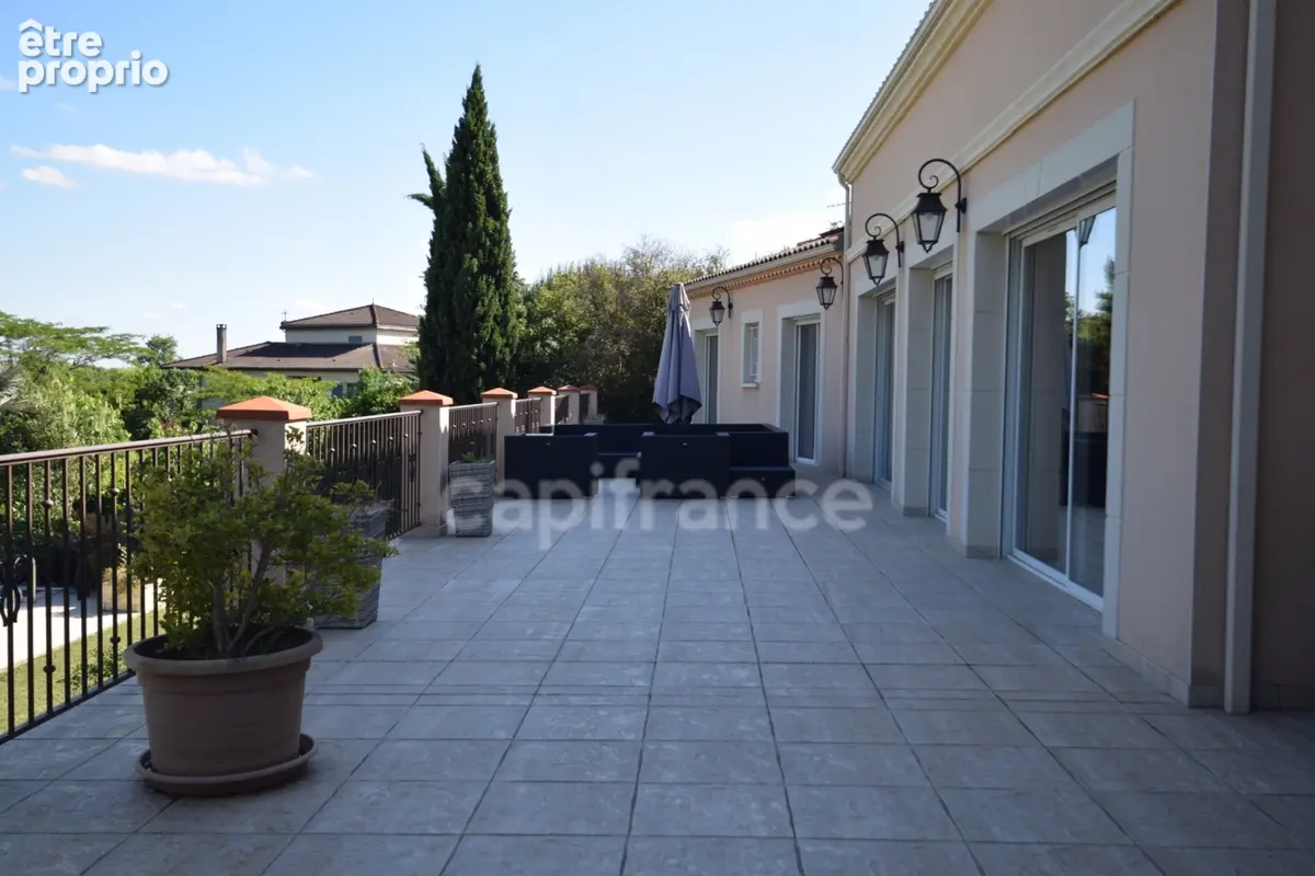 Propriété au calme - 5 chambres - T3 attenant - garage XXL - piscine - à MARMANDE (47) - photo 33