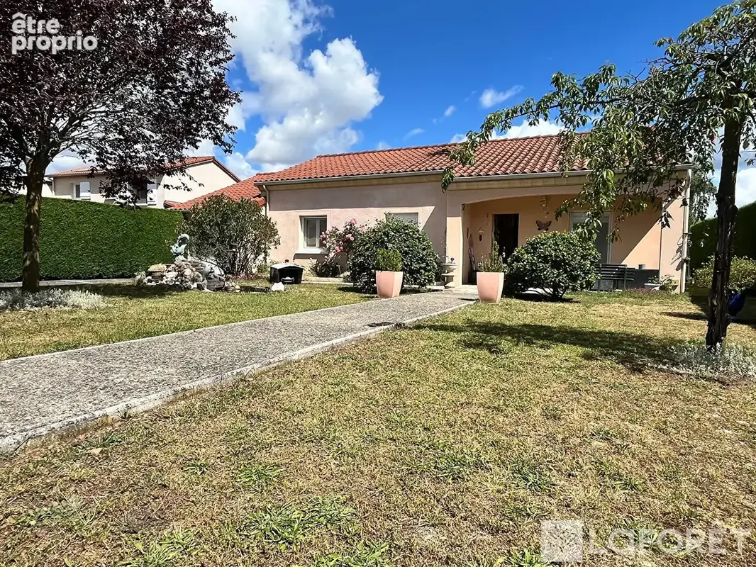 Photo Maison à Brioude au prix de 274 000€