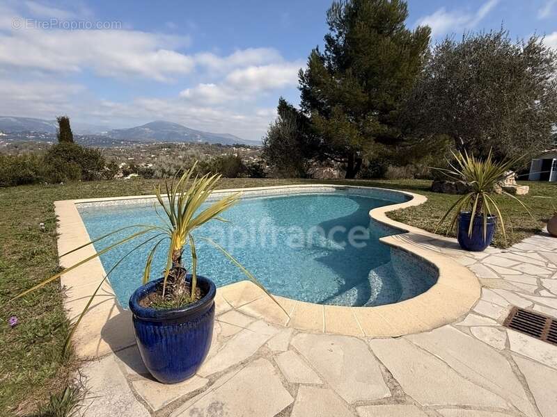 Maison à MOUANS-SARTOUX