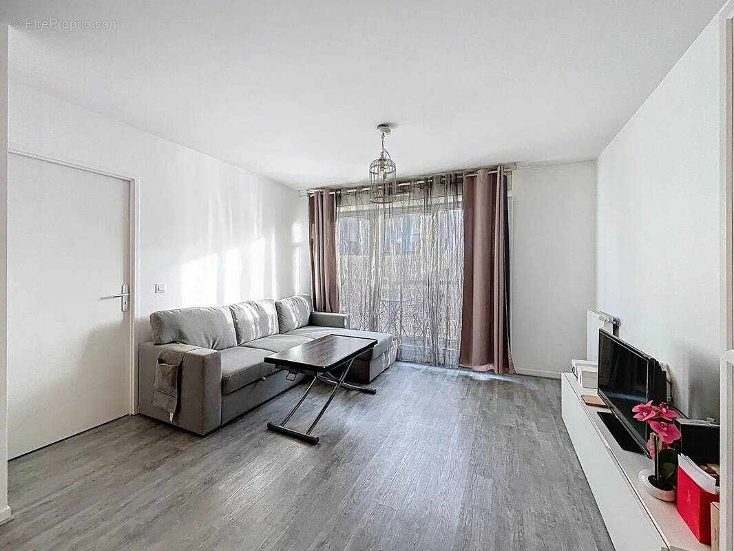 Appartement à LIMEIL-BREVANNES