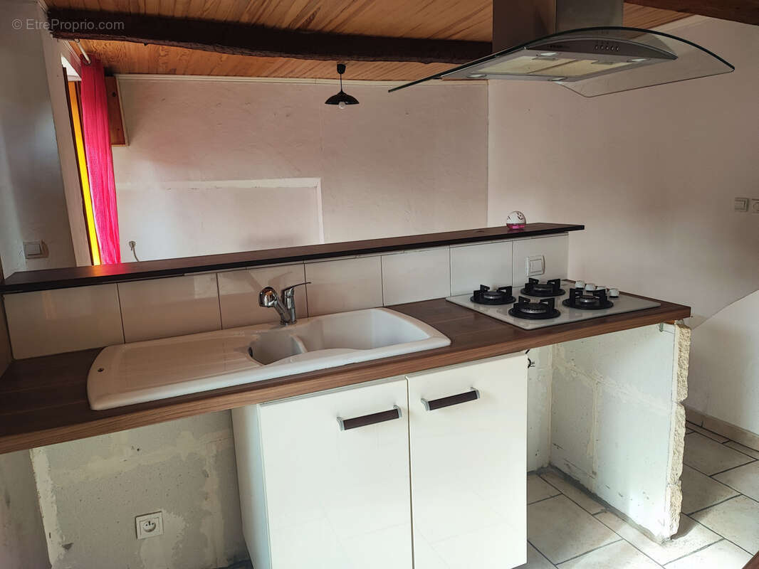 Maison à LA REDORTE