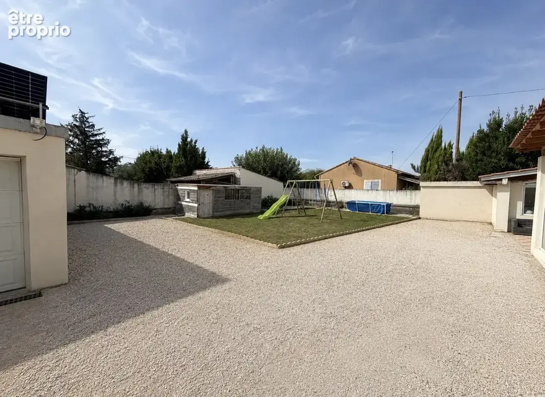 Belle maison familiale de 164 m2 avec 2 appartements, grand terrain et garage - photo 11
