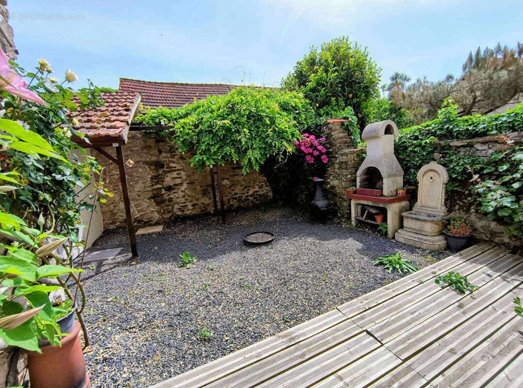Maison à LA SOUTERRAINE