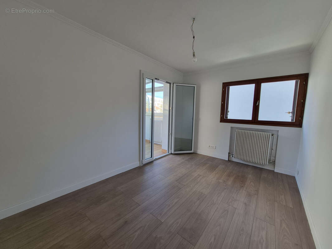 Maison à LE PERREUX-SUR-MARNE