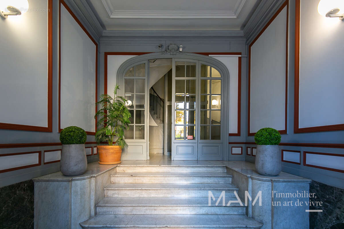 Appartement à MARSEILLE-6E