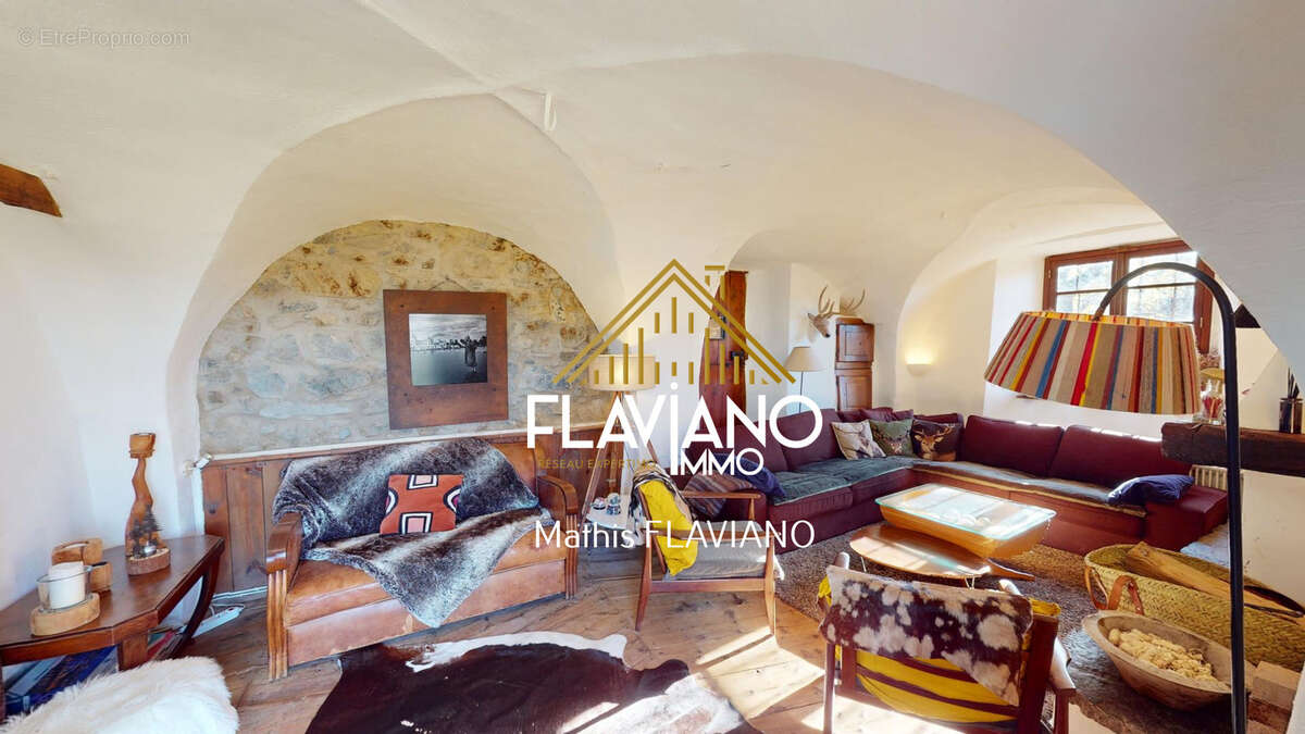 Maison à BARCELONNETTE