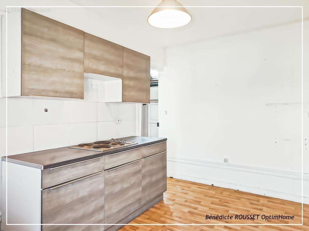 En exclusivité – Charmant appartement de 3 pièces – Centre-ville de Saint-Just-en-Chaussée - photo 3