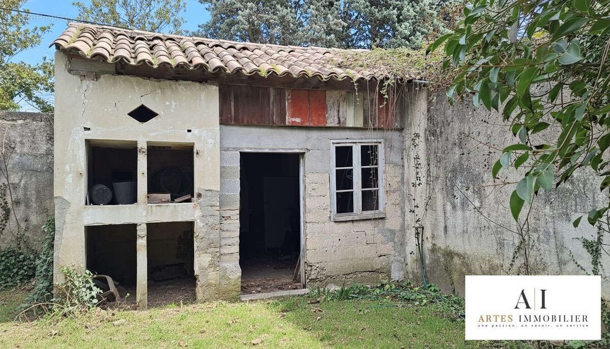 Maison à MONTELIMAR