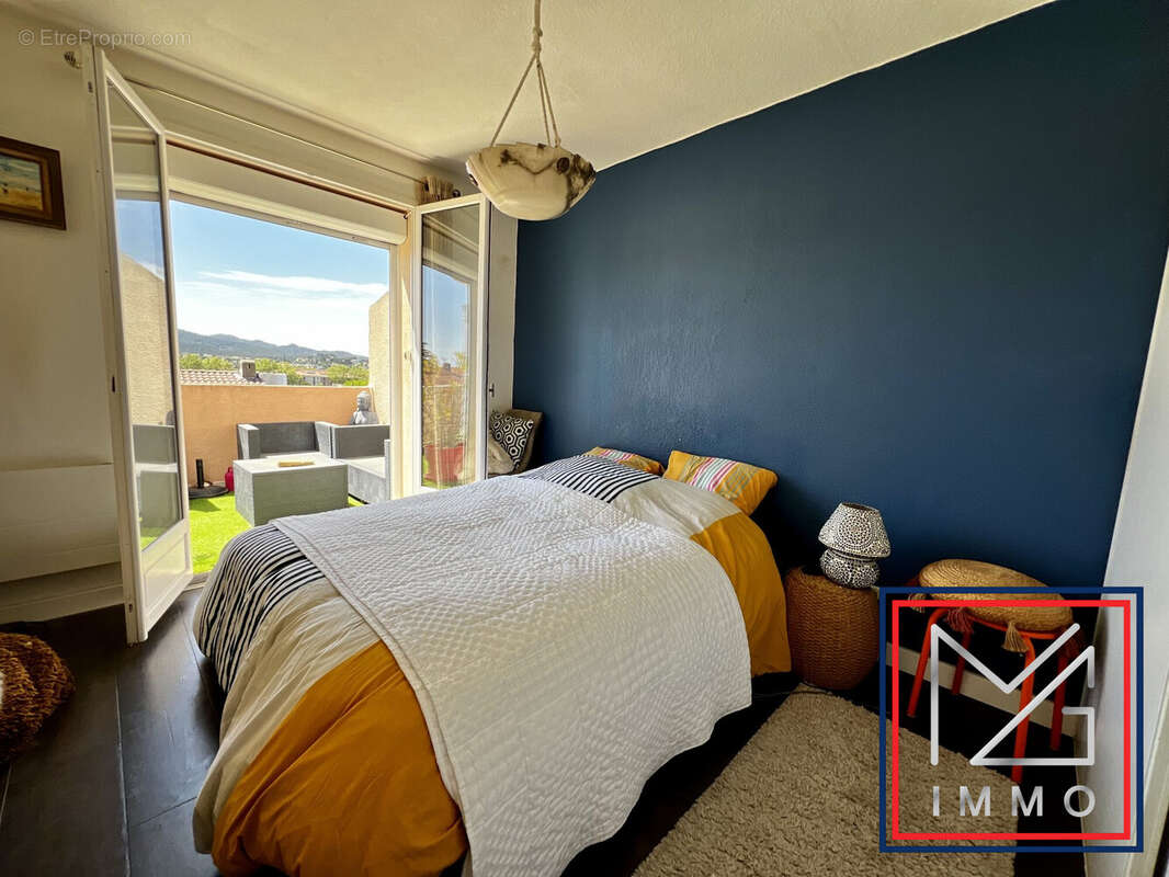 Appartement à SIX-FOURS-LES-PLAGES